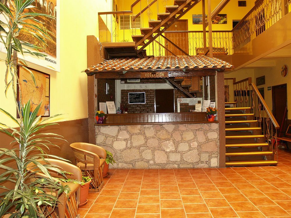 Estefania Hotel 3*